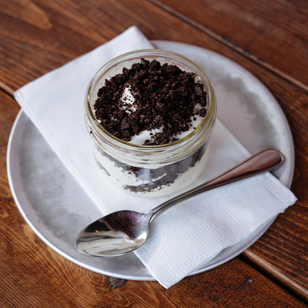 oreo cheesecake jar mascarpone cheesecake mix, crumbled oreos